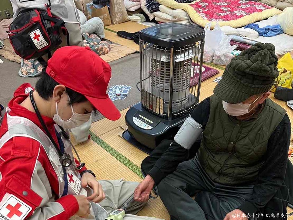 日本赤十字社広島県支部救護班第１班の避難所での活動1月11日2.jpg