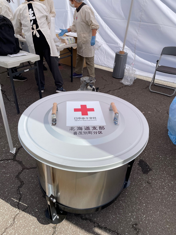 最新の炊き出し釜です！