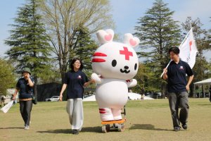 上越市一日赤十字デー_1_学ボラ