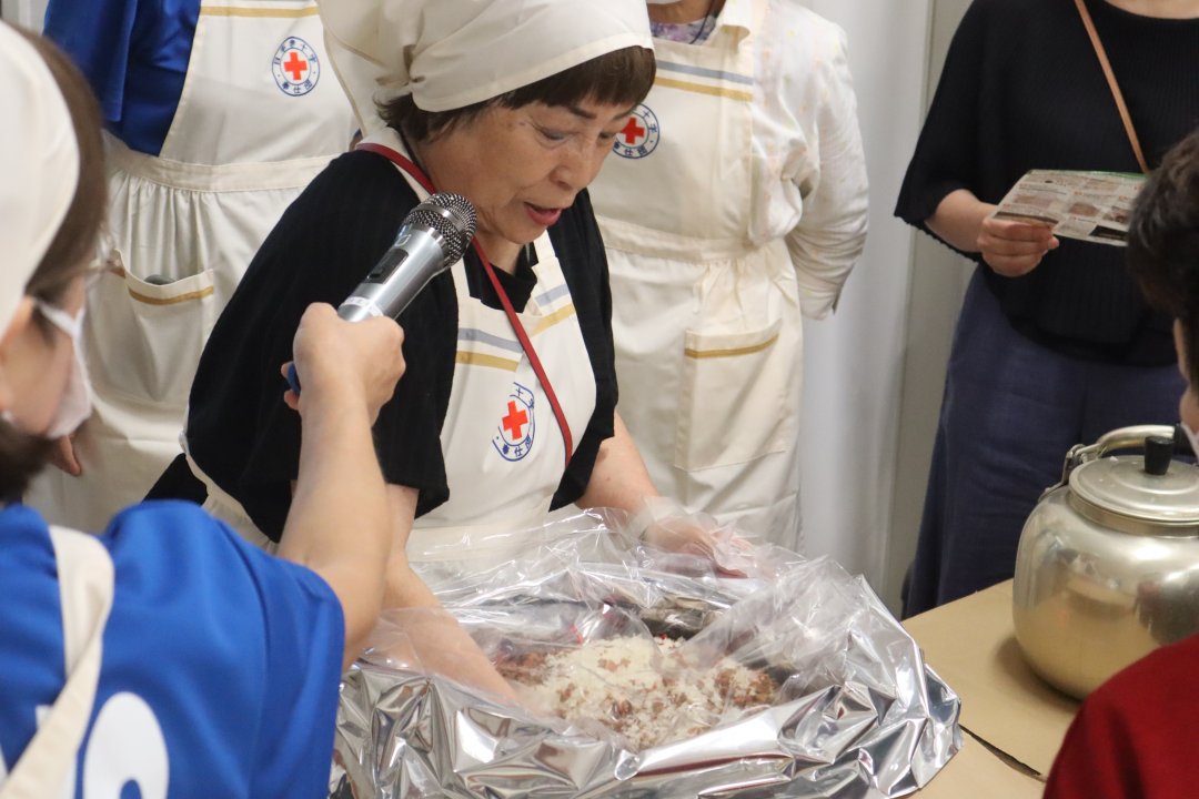 炊き出し訓練（下関赤十字奉仕団）_02