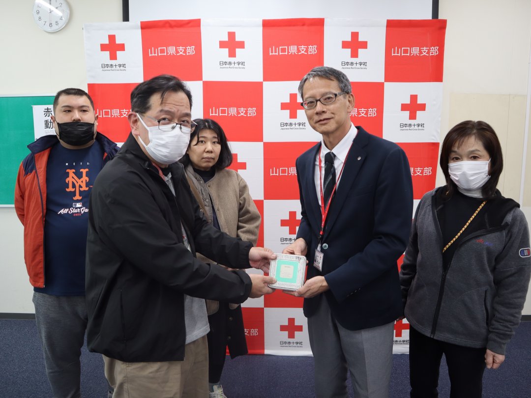 R8.小郡まきはら病院・義援金寄託01