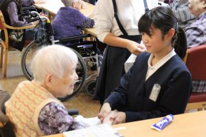 R1湯田小ハンドケア③