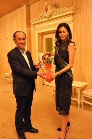 MissEarthJapan0828.jpg