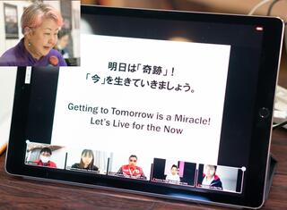 今を生きる大切さを伝え続ける髙橋さん