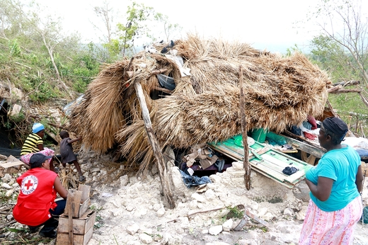 ハリケーンの影響を受けた家
