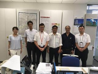 学術情報課の皆さまと一緒に