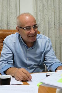 ハイファ病院で働くジャマールさん