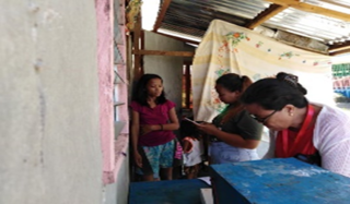 個別訪問する様子