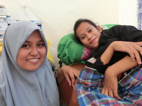 助産師見習いのヒクマさんとノニさん