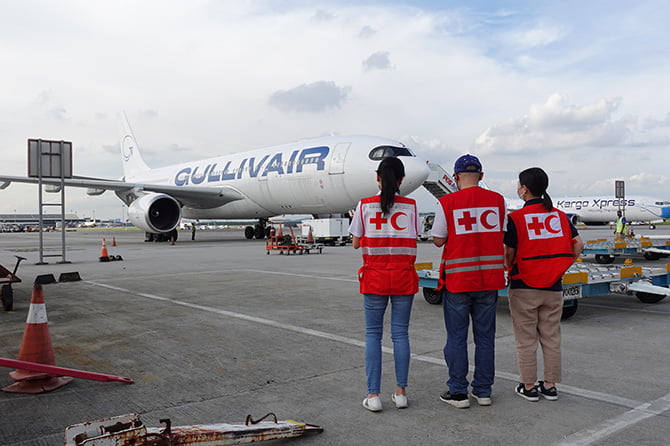 パキスタンの洪水災害　被災者3300万人のために救援物質を調達