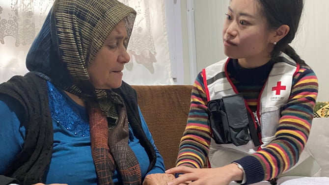 トルコ・シリア地震から1年　被災者の心の復興を支えて