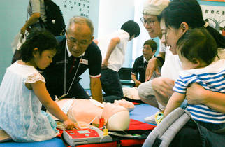 AED使い方体験
