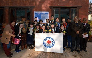 ネパール赤十字社に到着