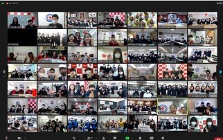 オンライン上での集合写真の様子