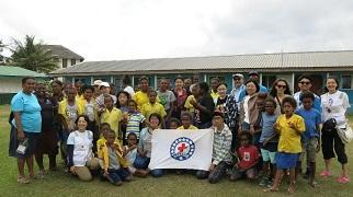 避難訓練をともにした児童たち。